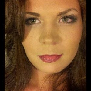 Meet your Posher, Nichol